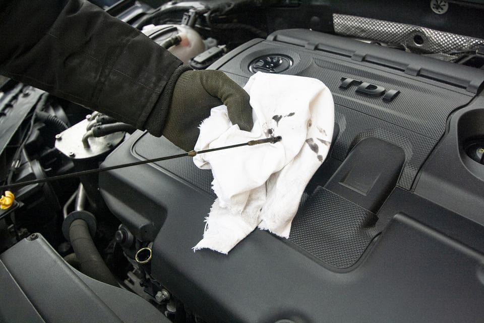 Limpieza interna de un motor antes del cambio de aceite